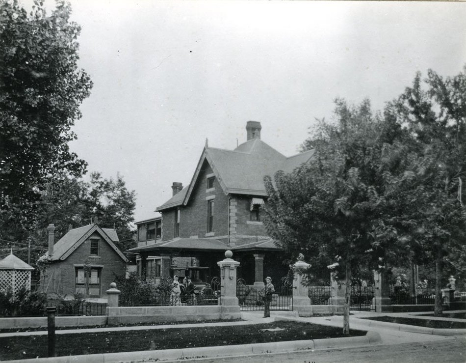 Callahan House from Terry St., c1920 Longmont Museum Photo Archive #_00004_1973109683